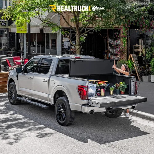 Vista 9 de RealTruck BAK BAKFlip MX4 - Cubierta plegable rígida para caja de camión 448126 Compatible con Chevy/GMC Colorado/Canyon 2015 - 2022; funciona