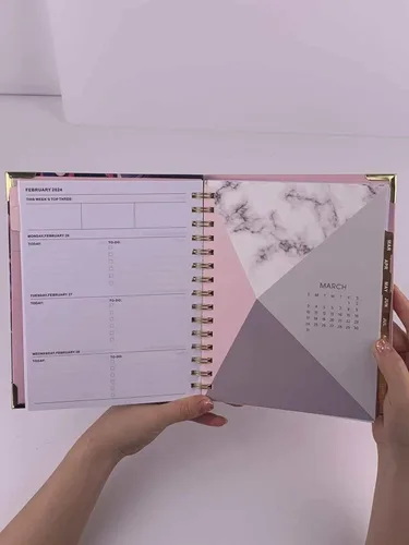 Vista 4 de Agenda mensual/semanal 2024, elegante diseño de flores moradas, enero a diciembre de 2024, 8.5 x 6.4 pulgadas, encuadernación en espiral doble