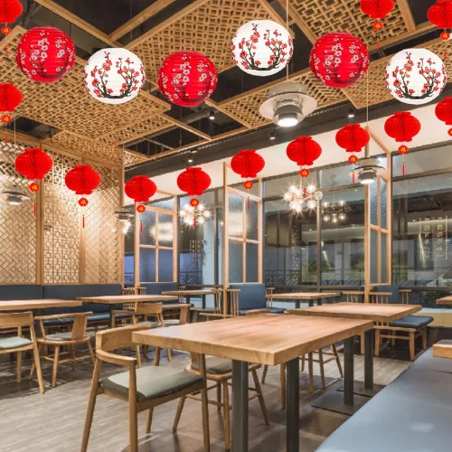 Vista 4 de Hibach - Juego de 26 linternas de papel chinas japonesas con flor de cerezo rojo, 12 x 8 pulgadas para temática asiática, cumpleaños, hogar