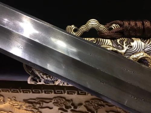 Vista 7 de Espadas chinas, Espada Rey Dragón Real, Hojas de acero de Damasco forjado, accesorios de latón, vaina de ébano, negro