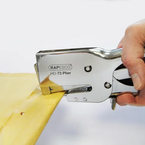 Vista 3 de Rapesco Alicates de grapado - Alicates de embalaje tradicionales HD-73, utiliza 73 grapas tipo 1/4"-1/2" (1169)