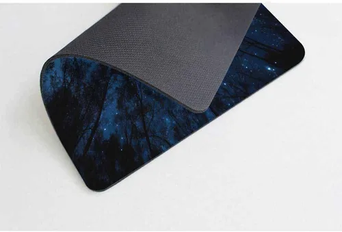 Vista 4 de Smooffly - Tapete de mouse para juegos personalizada con diseño de sublime paisaje de cielo nocturno con la Vía Láctea y los árboles, rectangular
