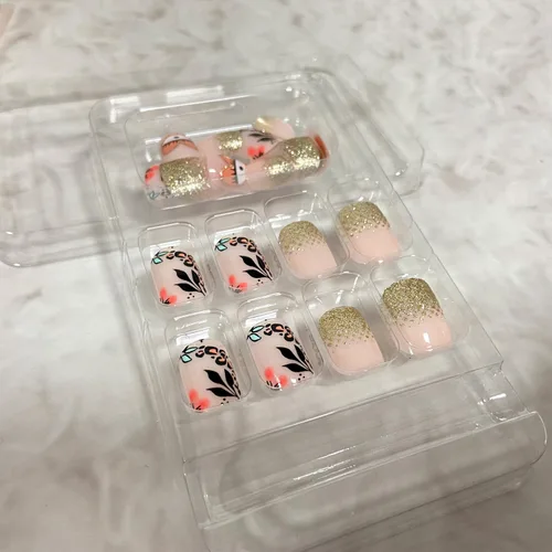 Vista 5 de Uñas postizas a presión degradadas con purpurina de longitud corta, uñas postizas en forma de ataúd con diseño de hojas de corazón, 24 uñas postizas