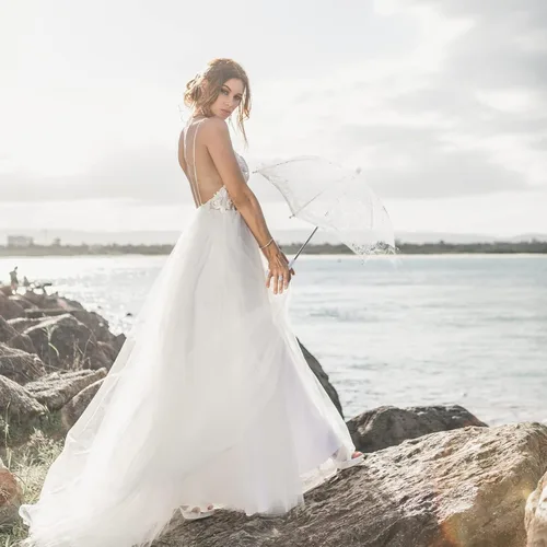 Vista 9 de Toddmomy Sombrilla de encaje con diseño floral blanco, sombrilla vintage de boda, sombrilla de novia, accesorios de escena de fotografía para baby