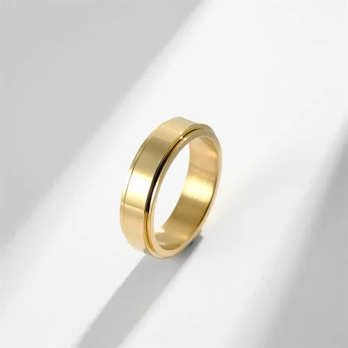 Vista 4 de LiFashion Anillos de nudo de bruja giratorios personalizados para hombres y mujeres anillo de boda grabado con nombre personalizado anillo de acero