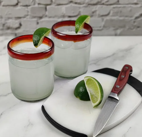 Vista 7 de Dos Sueños Vasos mexicanos soplados a mano, juego de 6 vasos con bordes rojos (10 onzas cada uno)