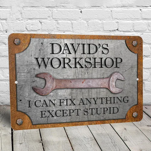 Vista 3 de Letrero de garaje o taller – Can't Fix Stupid – Personalizado