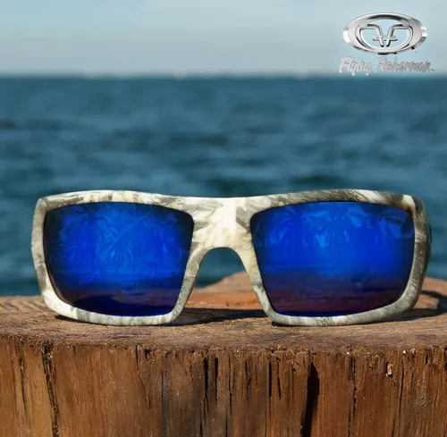 Vista 6 de Flying Fisherman Sargasso - Lentes de sol polarizados envolventes, marco de camuflaje matelente espejo azul ahumado, talla M, Marco de camuflaje