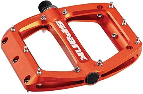 Vista 3 de Spank Cuchara 90 pedales. El cuerpo de aleación forjada está granallado y anodizado para mayor durabilidad. Disponible para niños de EE. UU. 6