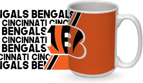 Vista 25 de Rico Industries NFL Football 15 oz White Ceramic Mug