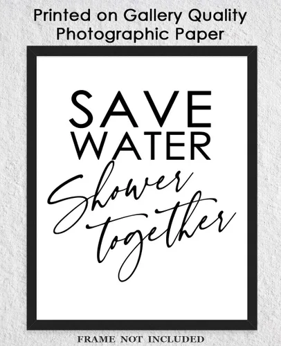 Vista 5 de Buzz Unplugged Save Water Shower Together: decoración artística de pared de baño de granja, letrero de impresión artística sin marco de 8 x 10