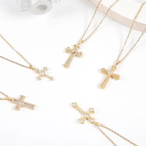 Vista 6 de LLIYSOUN Collar con colgante de cruz para mujer, joyería de cruz de oro, regalos para mujeres y niñas, collar de cruz minimalista, joyería de moda