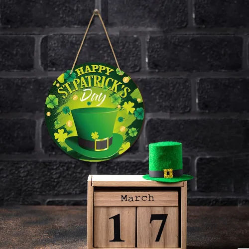Vista 7 de Ferraycle Letrero de puerta de bienvenida del día de San Patricio, decoración colgante de madera de San Patricio, corona de San Patricio, adorno