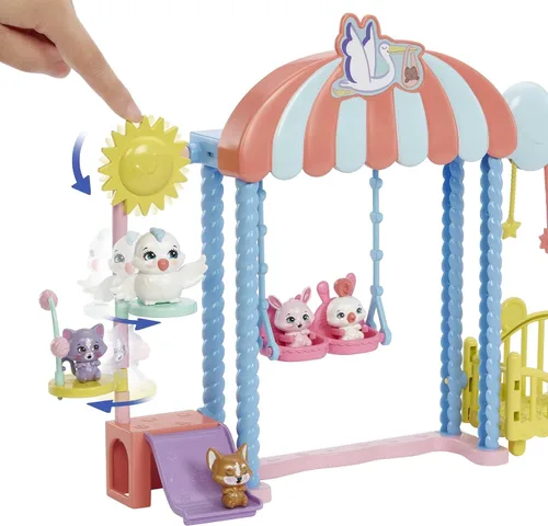 Vista 5 de Enchantimals Muñeca y accesorios, juego de la guardería, muñeca Starley Stork, gorila y 4 figuras de animales Baby Bestie, cuna y más, mejores