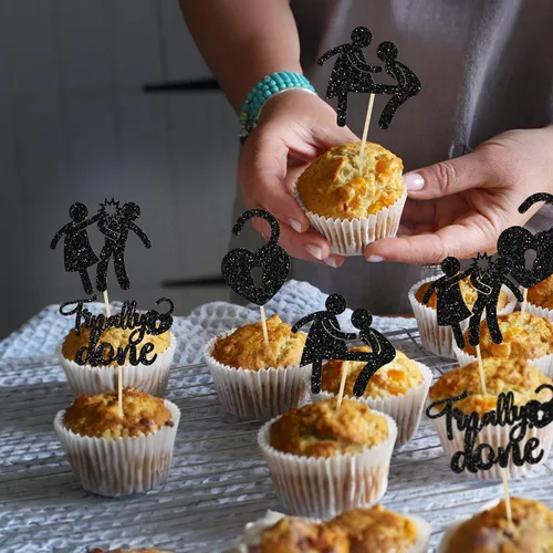 Vista 7 de Gyufise Paquete de 24 adornos negros con purpurina para cupcakes Boy Bye Finally Done para cupcakes, decoraciones para divorcio, ruptura, fiesta