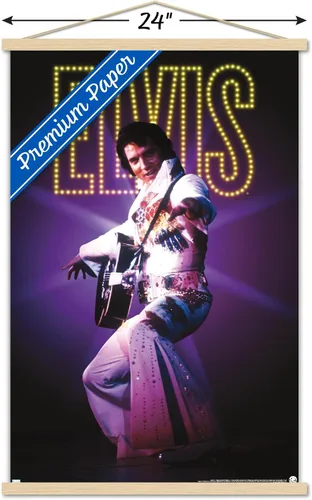 Vista 3 de Trends International Elvis Presley - Póster de pared de traje, 22.37 x 34.00 pulgadas, paquete de impresión premium y colgador de madera de haya