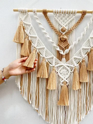 Vista 3 de Tapiz bohemio de macramé para colgar en la pared y decoración de pared, tapiz de algodón hecho a mano con borla, arte de pared tejido de macramé