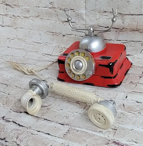 Vista 3 de EUROPEAN BRONZE Vintage Finery Toy Tin Red Rotary Teléfono Velocidad Teléfono Regalo Obras de Arte Regalo Estatuilla para el Hogar
