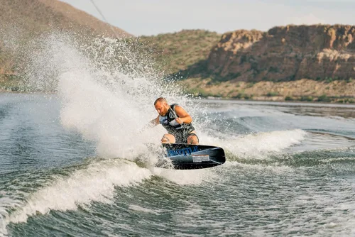 Vista 7 de Full Throttle Aqua Extreme Wakeboard Kit (negro/azul, 55.1 x 21.6 pulgadas/55.1 in x 16.5 in)