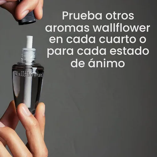 Vista 5 de Bath & Body Works Recambios de alhelíes, aroma de madera de teca de caoba