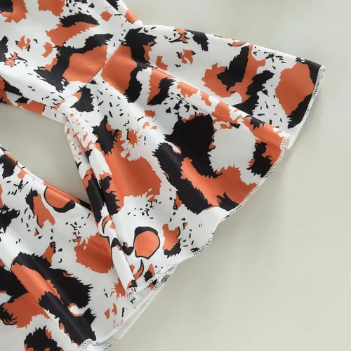 Vista 7 de Conjunto de 2 piezas de ropa occidental con estampado de letras, sudadera con estampado de vaca, pantalones acampanados para otoño e invierno