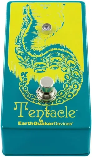 Vista 2 de EarthQuaker Devices Tentacle V2 Pedal de efectos de guitarra analógico Octave Up
