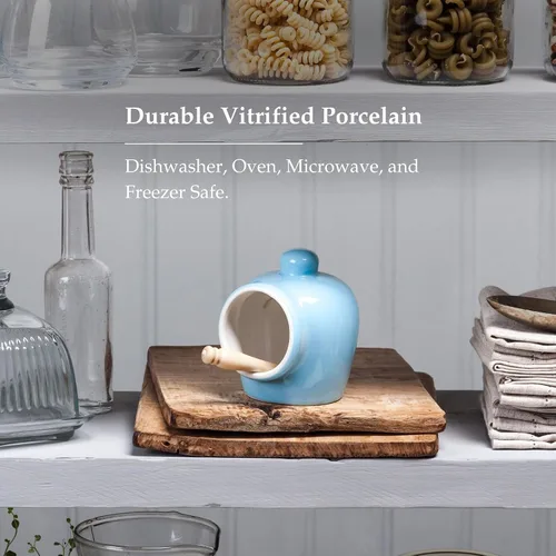 Vista 5 de Wm Bartleet & Sons - Cerdo de sal tradicional de porcelana con cuchara de madera para servir, color azul