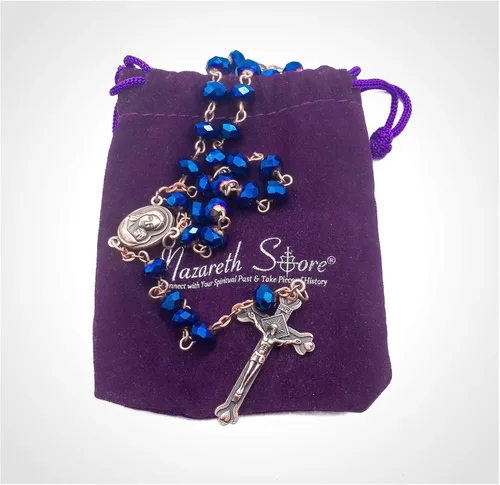 Vista 4 de Nazareth Store Collar de rosario de cuentas de cristal azul profundo, oración católica Jerusalén, medalla del suelo sagrado, cruz Tierra Santa