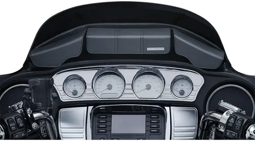 Vista 2 de Kuryakyn 5208 - Panel de carenado inferior con cierres magnéticos para motocicletas Harley-Davidson 2014-19, negro, 1 par, L/XL