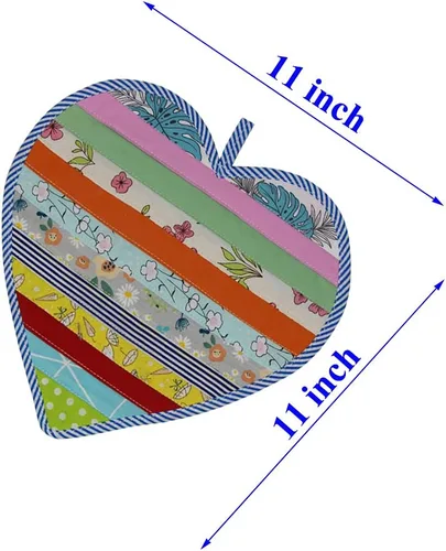 Vista 4 de 2 tapetes de tela en forma de corazón para cocina, almohadillas 100% algodón resistentes al calor con lazo para colgar, agarraderas decorativas