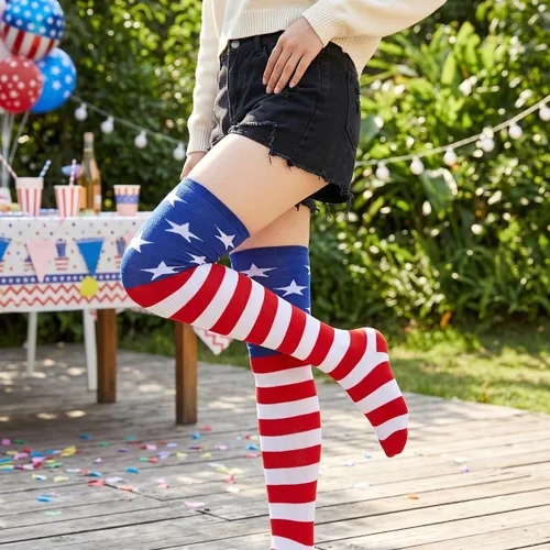 Vista 7 de Calcetines altos para mujer, calcetines altos a rayas hasta el muslo Bandera estadounidense