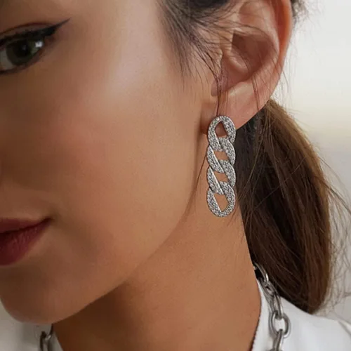 Vista 2 de Aretes de clip para mujer, aretes de cadena con clip para niñas
