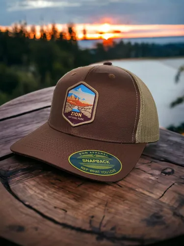 Vista 5 de Gorra de camionero del Parque Nacional Zion con parche tejido de malla