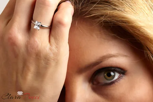 Vista 4 de Anillo de compromiso de 1,0 quilates con solitario de corte esmeralda, auténtico moissanita, ideal VVS1 D de 4 puntas de compromiso, boda, boda