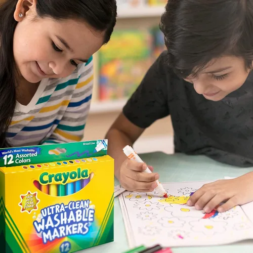 Vista 9 de Crayola Marcadores de línea ancha (12 unidades), marcadores lavables para niños, colores surtidos, suministros de arte y manualidades, para libros