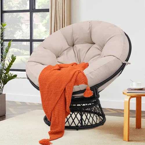 Vista 6 de KROFEM Silla Papasan Gigante de Ratán Ergonómica Extragrande de 46" con Cojín Suave y Grueso para Adultos, Giro Fluido de 360°, Resistente al Agua