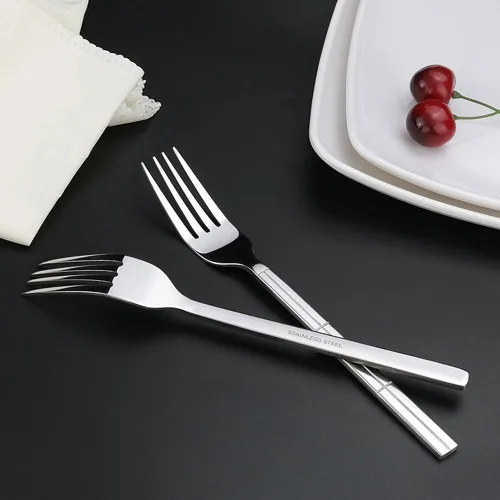 Vista 4 de Tenedores de cena de acero inoxidable de 12 piezas, 7.97 pulgadas