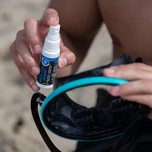 Vista 4 de Seavenger Spray antivaho para máscaras de buceo