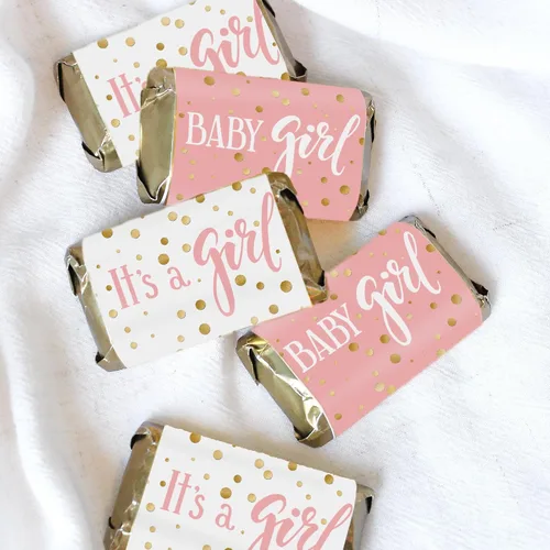 Vista 8 de Mini envoltorios de barra de caramelo rosa y dorado con texto en inglés "It's a Girl" para baby shower, 45 calcomanías