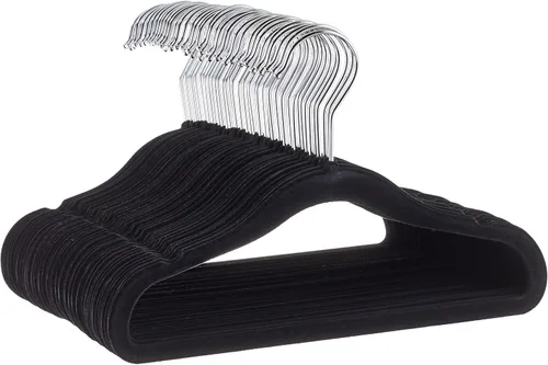 Vista 8 de Amazon Basics Perchas de terciopelo antideslizantes para niños que ahorran espacio con muescas para el hombro, construcción resistente para Beige