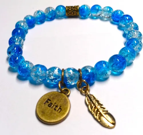 Vista 3 de Faith Based Stretchy Crackle Beaded Bracelet with Bronze Charm
