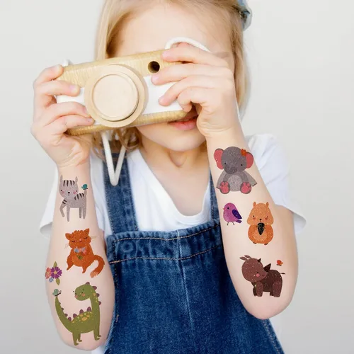 Vista 4 de Tatuajes temporales de animales con brillantina, 30 hojas de calcomanías de tatuajes falsos de animales salvajes, tatuajes pequeños impermeables