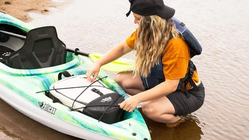 Vista 4 de Pelican ExoChill - Soft Cooler Bag - Fit in Most Tank Wells - Removable Shoulder Strap and Handles On Each Side - More Storage Compartement