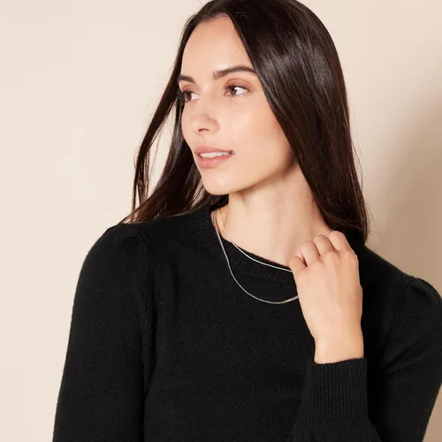 Vista 4 de Tienda Essentials - Suéter de cuello redondo con hombros plisados suave al tacto para mujer