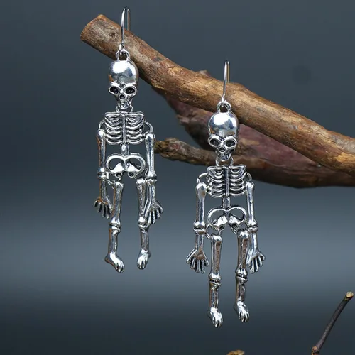 Vista 4 de Aretes de esqueleto de Halloween, aretes colgantes de esqueleto de calavera espeluznante para mujeres y niñas, aretes de fantasma para disfrazarse
