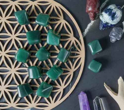 Vista 7 de BEZAVO Juego de piedras curativas de aventurina verde, 13 piezas de piedras y cristales a granel para curación, reiki, meditación, cristales