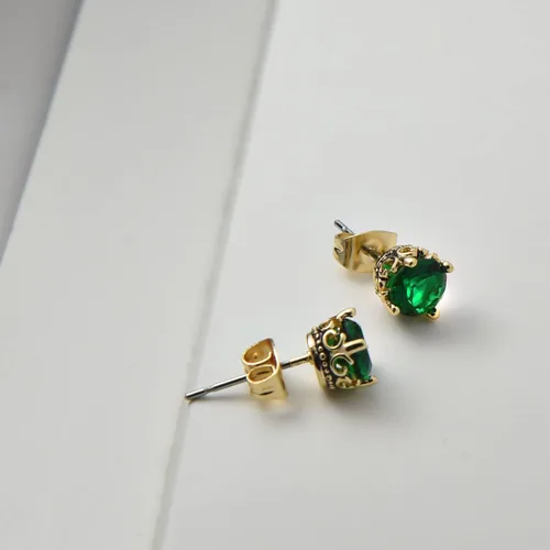 Vista 5 de Aretes negros y dorados para hombres y mujeres, con corona retro, hipoalergénicos, de acero inoxidable, con circonita cúbica