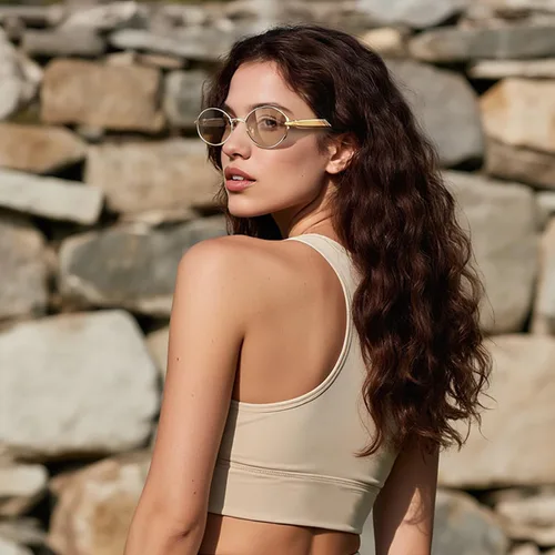Vista 3 de Lentes de sol ovalados retro para mujeres y hombres, tonos clásicos de los años 90 con protección UV400, marco de metal dorado