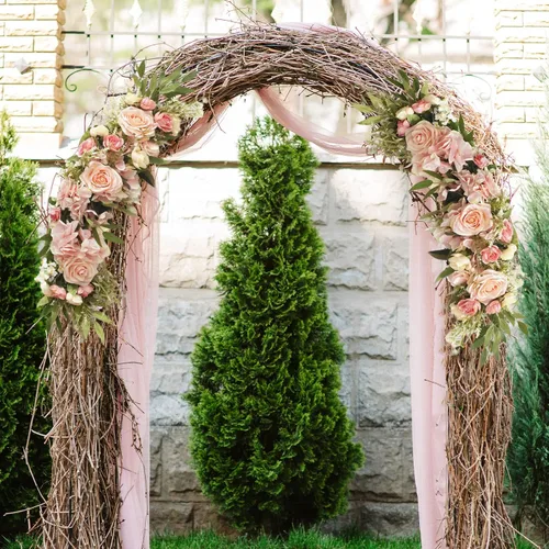 Vista 7 de Arreglo floral de cenador artificial, diseño rústico y floral, para decoración de mesa de boda, recepción, telón de fondo (rosa)