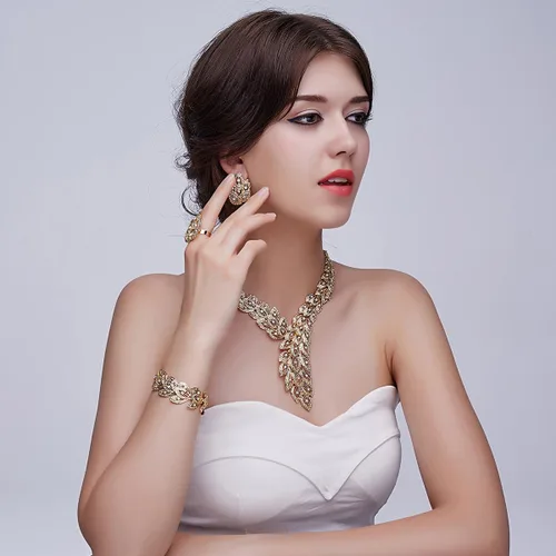 Vista 2 de MOOCHI - Juego de collar y aretes con cadena de cristal chapados en oro y plata para mujer africana india